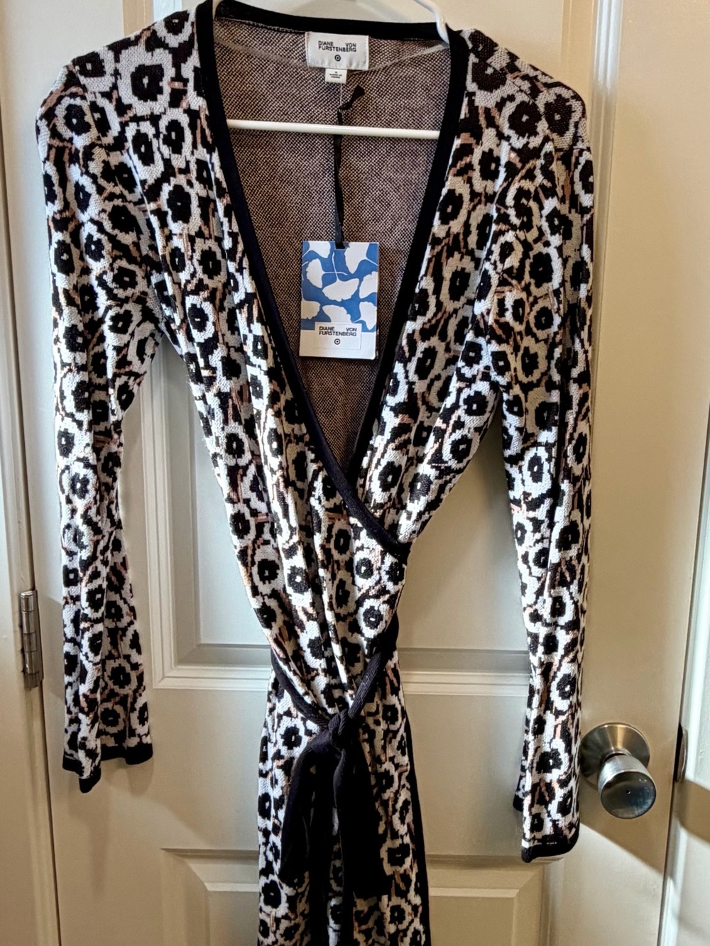 Diane von Furstenberg DVF Wrap Dress Leopard Print Long Sleeve Size S NWT